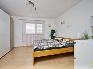 Prodej rodinného domu, Poličná, 180 m2