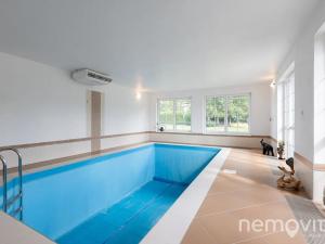 Prodej rodinného domu, Křížkový Újezdec, 412 m2