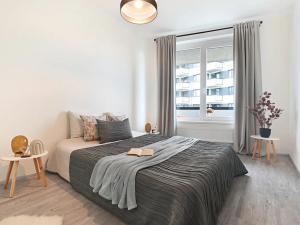 Pronájem bytu 2+kk, Praha - Střížkov, Lovosická, 54 m2