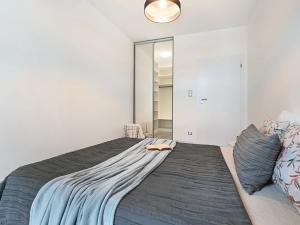 Pronájem bytu 2+kk, Praha - Střížkov, Lovosická, 54 m2
