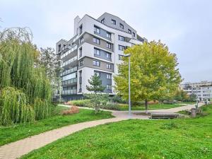 Pronájem bytu 2+kk, Praha - Střížkov, Lovosická, 54 m2