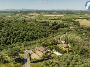 Prodej vily, Cortona, Itálie, 350 m2
