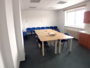 Pronájem obchodního prostoru, Červený Kostelec - Lhota za Červeným Kostelcem, 180 m2