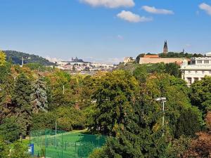 Pronájem bytu 3+1, Praha, Podolská, 115 m2