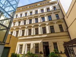 Pronájem bytu 2+kk, Praha - Nové Město, Zlatnická, 51 m2