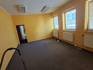Pronájem kanceláře, Uherské Hradiště, Jindřicha Pruchy, 29 m2