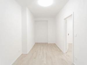 Prodej bytu 2+1, Praha, Pod Rapidem, 44 m2