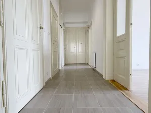 Pronájem bytu 3+1, Praha, Chodská, 102 m2