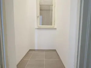 Pronájem bytu 3+1, Praha, Chodská, 102 m2
