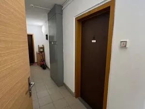 Prodej bytu 2+kk, Praha - Černý Most, Doležalova, 46 m2