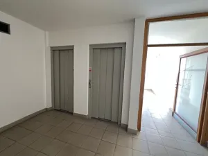 Prodej bytu 2+kk, Praha - Černý Most, Doležalova, 46 m2