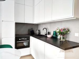 Pronájem bytu 1+kk, Tuchoměřice, V Kněžívce, 24 m2