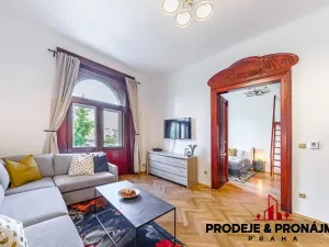 Pronájem bytu 2+1, Praha, Janáčkovo nábřeží, 72 m2
