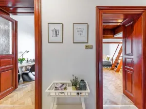 Pronájem bytu 2+1, Praha, Janáčkovo nábřeží, 72 m2