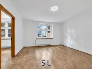 Prodej bytu 2+1, Liberec, U Sirotčince, 52 m2