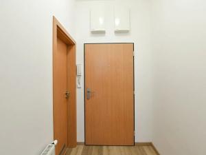 Pronájem bytu 2+kk, Praha - Kamýk, U Kamýku, 59 m2