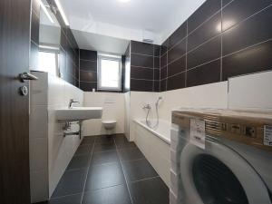 Prodej bytu 2+kk, Praha - Vysočany, Pod Harfou, 63 m2
