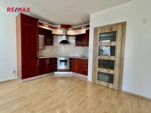 Pronájem bytu 2+kk, Praha - Modřany, Semická, 44 m2