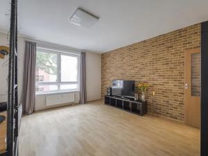 Pronájem bytu 2+kk, Praha - Libeň, V zahradách, 53 m2