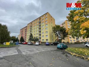 Prodej bytu 2+1, Chomutov, Školní pěšina, 66 m2