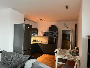 Prodej bytu 2+kk, Horoměřice, Karla IV., 55 m2