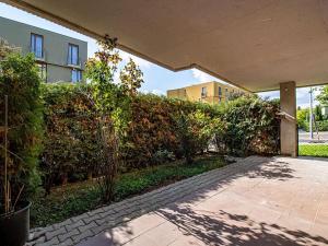 Prodej bytu 2+kk, Praha - Troja, K Haltýři, 66 m2