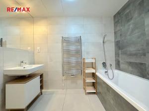 Pronájem bytu 3+kk, Praha - Košíře, Naskové, 78 m2