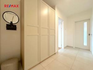 Pronájem bytu 3+kk, Praha - Košíře, Naskové, 78 m2
