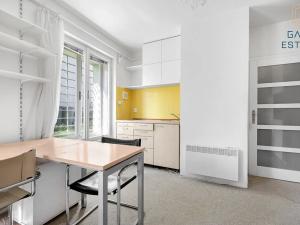 Pronájem bytu 1+kk, Brno, Merhautova, 27 m2