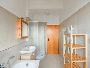 Prodej bytu 2+kk, Praha, Na okraji, 50 m2
