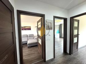 Pronájem bytu 3+1, Jičín, Nám. V. Čtvrtka, 68 m2
