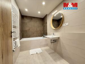 Pronájem bytu 3+kk, Praha, Kolbenova, 98 m2