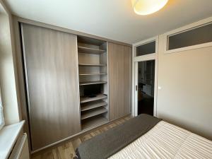 Pronájem bytu 2+kk, Praha - Podolí, Levá, 42 m2