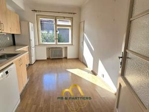 Pronájem bytu 3+1, Praha - Strašnice, Pod Viktorkou, 96 m2