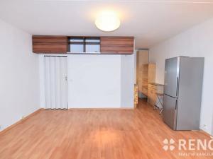 Pronájem bytu 2+kk, Brno, Strnadova, 47 m2
