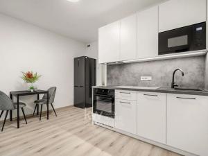 Pronájem bytu 1+kk, Praha - Hloubětín, Poděbradská, 33 m2