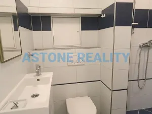 Prodej bytu 1+kk, Praha - Prosek, Pískovcová, 35 m2