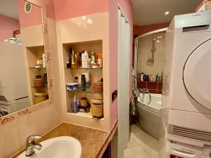 Pronájem bytu 2+1, Olomouc, Varšavské nám., 52 m2