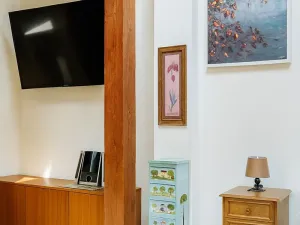 Pronájem bytu 1+kk, Praha - Malá Strana, Říční, 40 m2