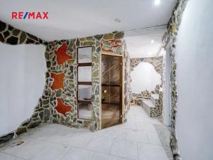 Prodej rodinného domu, Všeruby, 952 m2