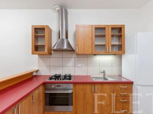 Pronájem bytu 2+kk, Praha - Vršovice, Vršovická, 48 m2