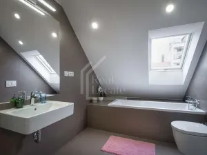 Pronájem bytu 2+kk, Praha - Karlín, Sokolovská, 76 m2