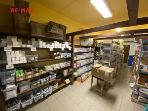 Pronájem obchodního prostoru, Nymburk, Drahelická, 110 m2