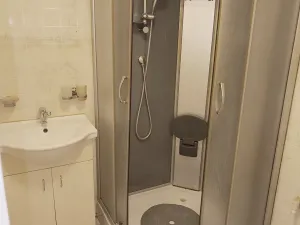 Prodej bytu 3+1, Praha, Českolipská, 53 m2