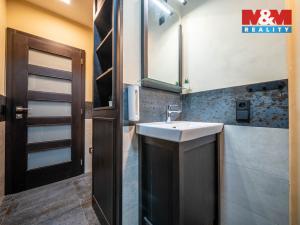 Prodej bytu 2+1, Poděbrady, Sklářská, 50 m2