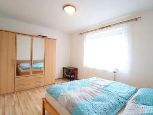 Prodej bytu 2+1, Písek, Za Pazdernou, 62 m2