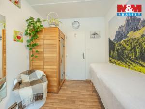 Prodej bytu 3+1, Kladno - Kročehlavy, V Bažantnici, 55 m2