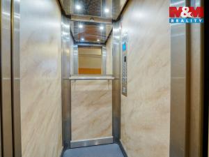 Prodej bytu 3+1, Praha - Malešice, Počernická, 72 m2