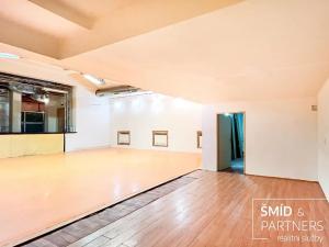 Pronájem komerční nemovitosti, Kolín, Husovo náměstí, 300 m2