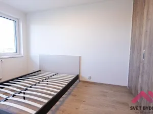Pronájem bytu 2+kk, Praha - Řepy, Laudova, 57 m2